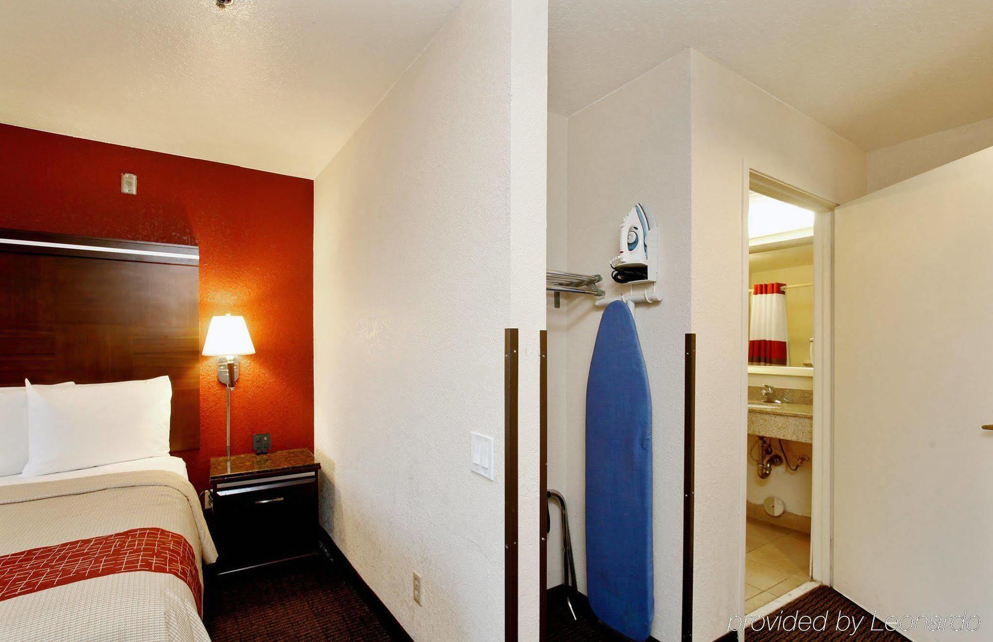 Ontario Airport Executive Inn Exteriér fotografie